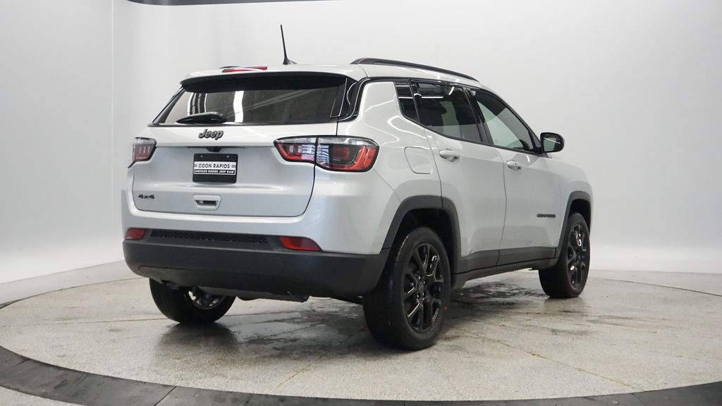 Thumbnail: 2026 Jeep Compass - 9