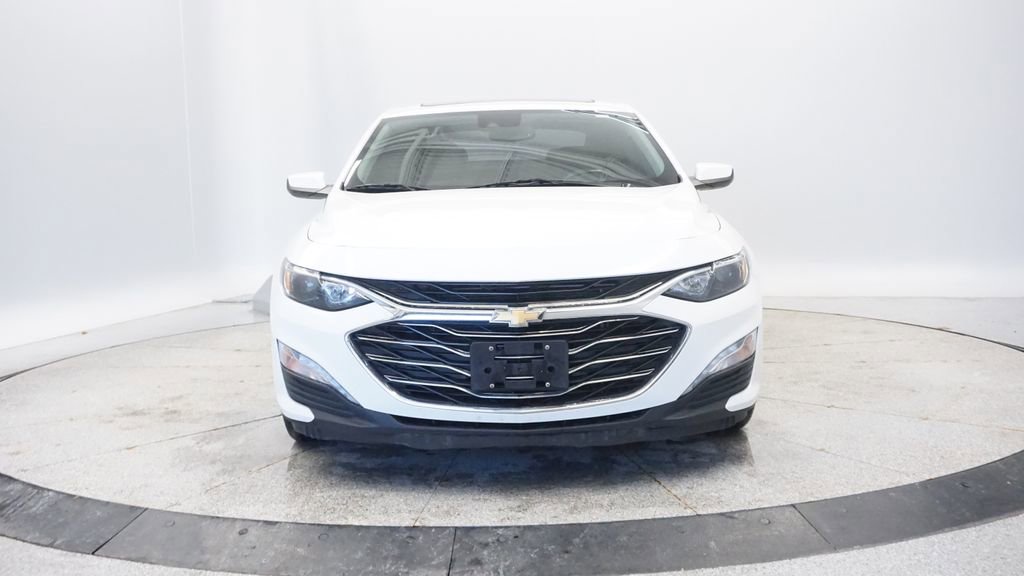 Thumbnail: 2019 Chevrolet Malibu - 11