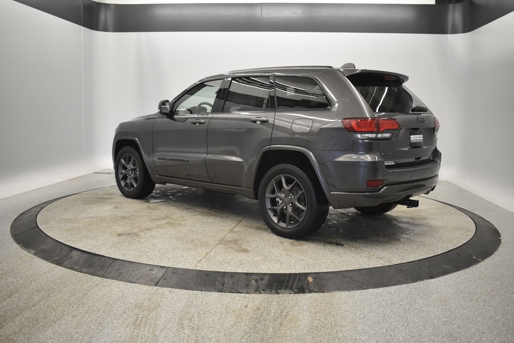 Thumbnail: 2021 Jeep Grand Cherokee - 4