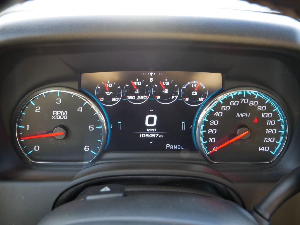 Thumbnail: 2020 Chevrolet Tahoe - 33