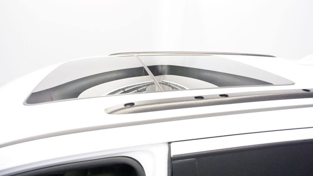 Thumbnail: 2020 Jeep Grand Cherokee - 39