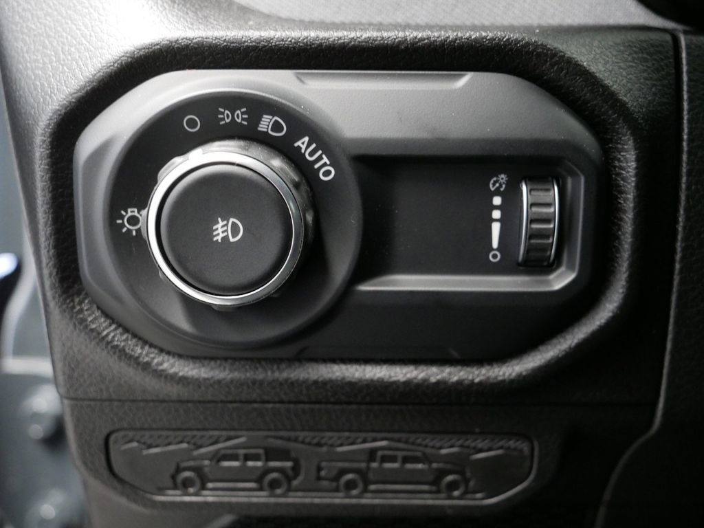 Thumbnail: 2025 Jeep Wrangler - 35