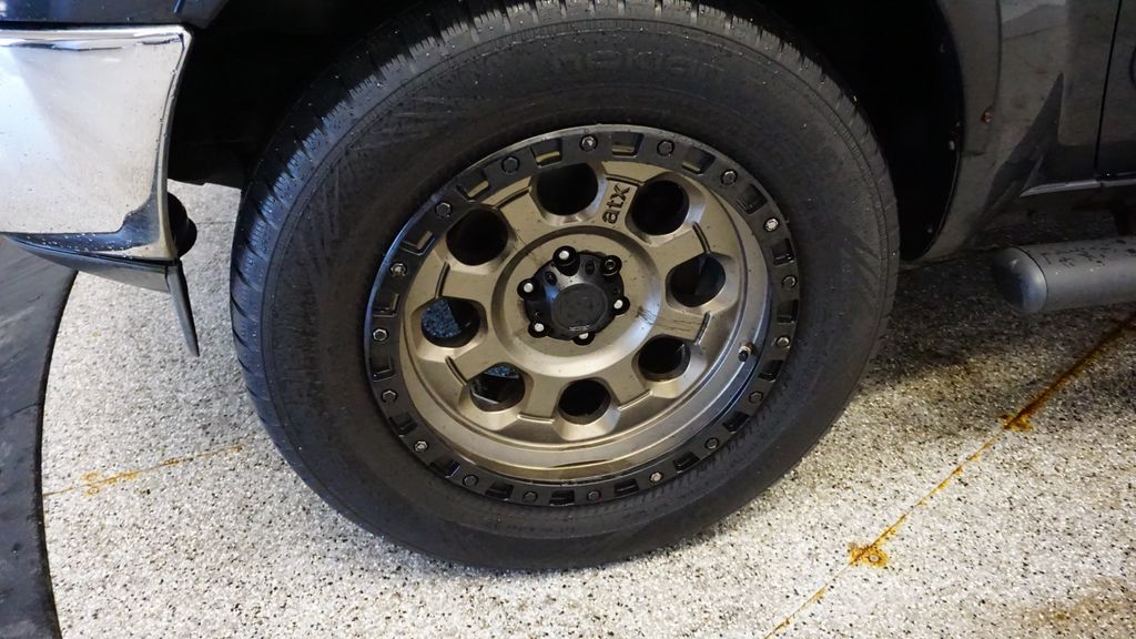 Thumbnail: 2012 Nissan Frontier - 10