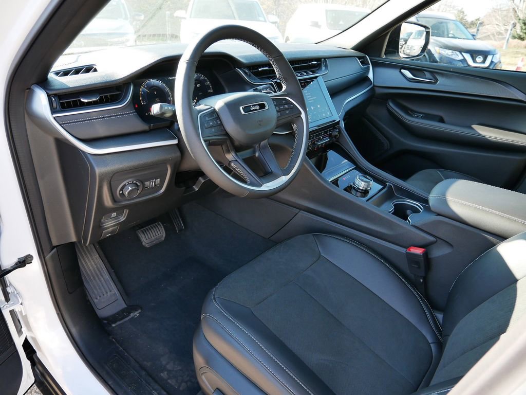 Thumbnail: 2025 Jeep Grand Cherokee - 2