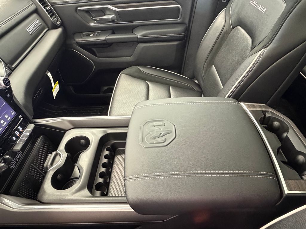 Thumbnail: 2026 RAM 1500 - 32