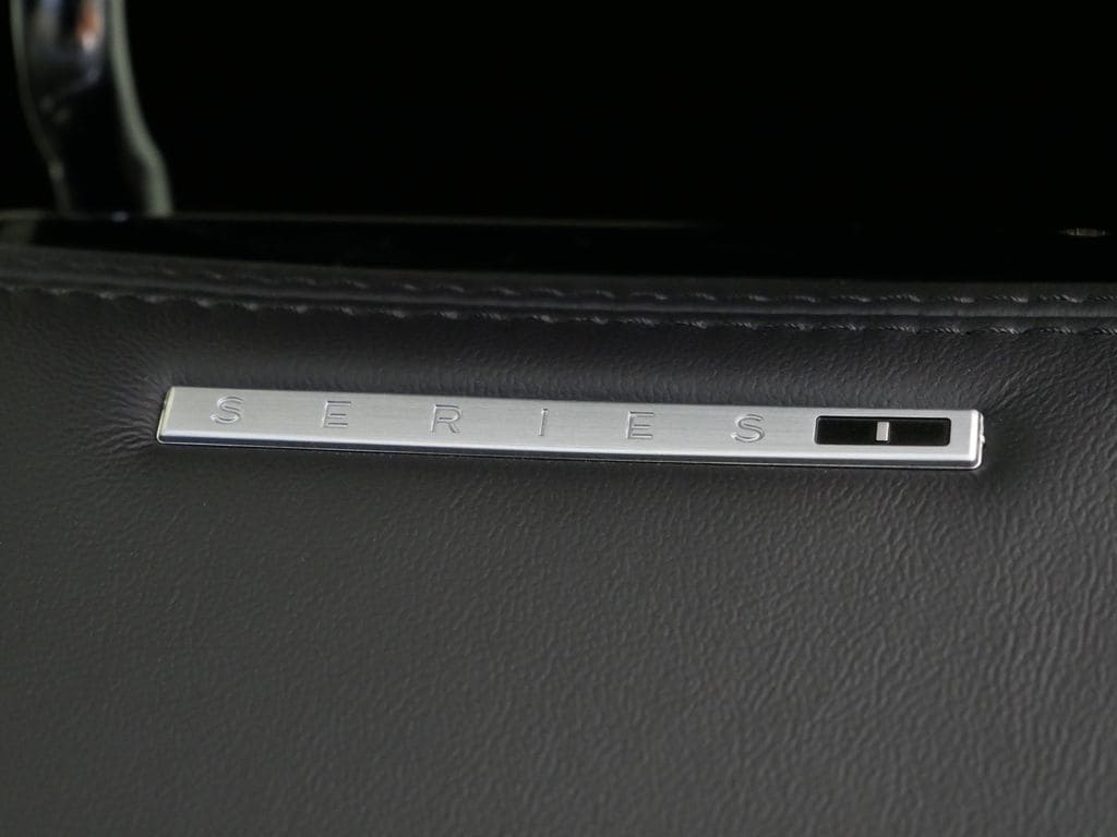 Thumbnail: 2023 Jeep Grand Wagoneer - 6