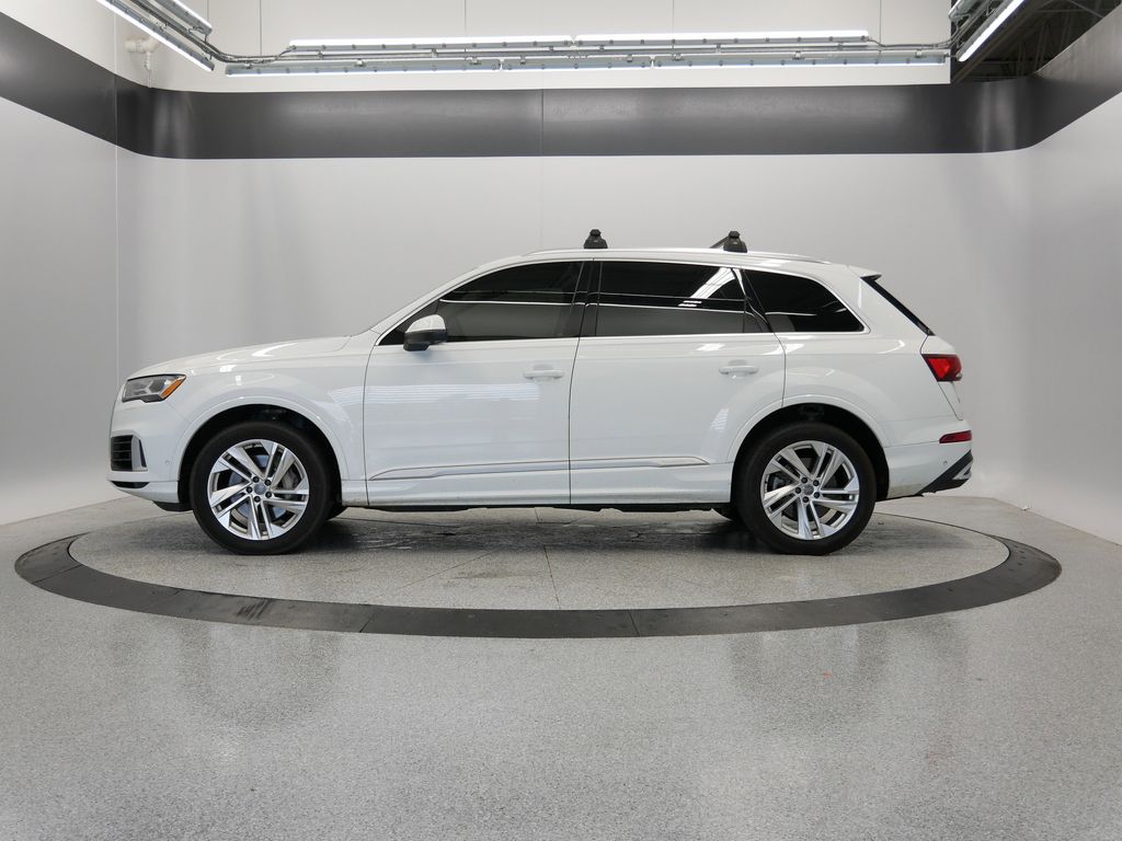 Thumbnail: 2020 Audi Q7 - 2