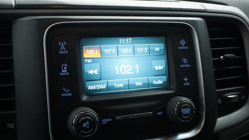 Thumbnail: 2016 RAM 1500 - 33