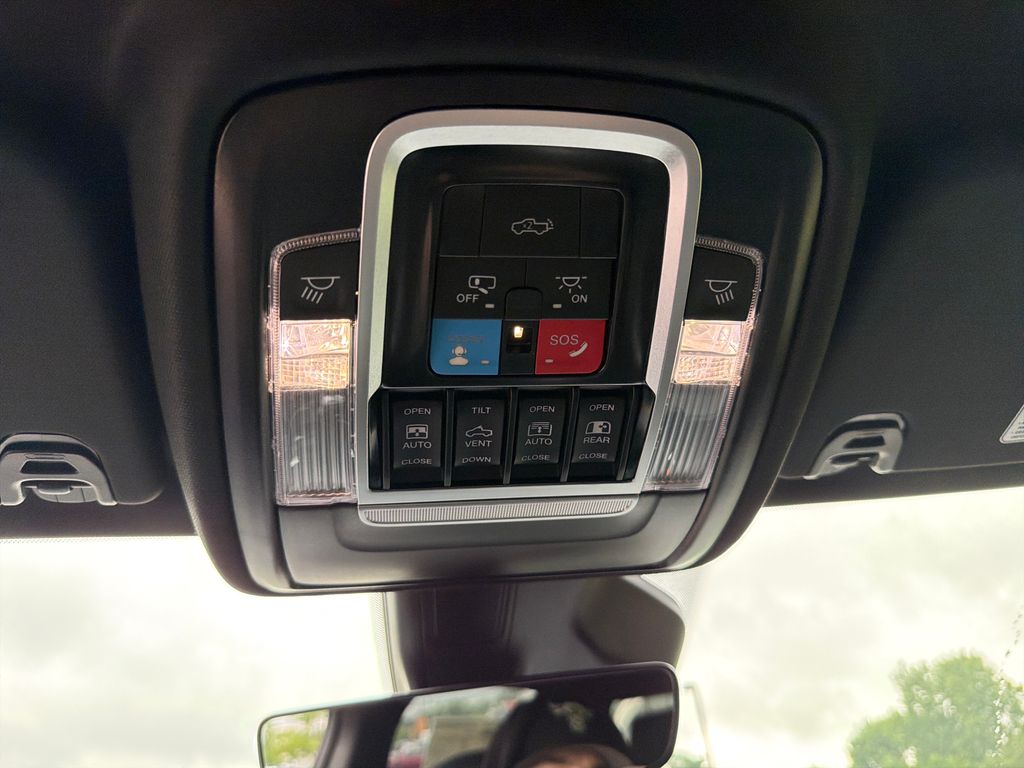 Thumbnail: 2026 RAM 1500 - 35