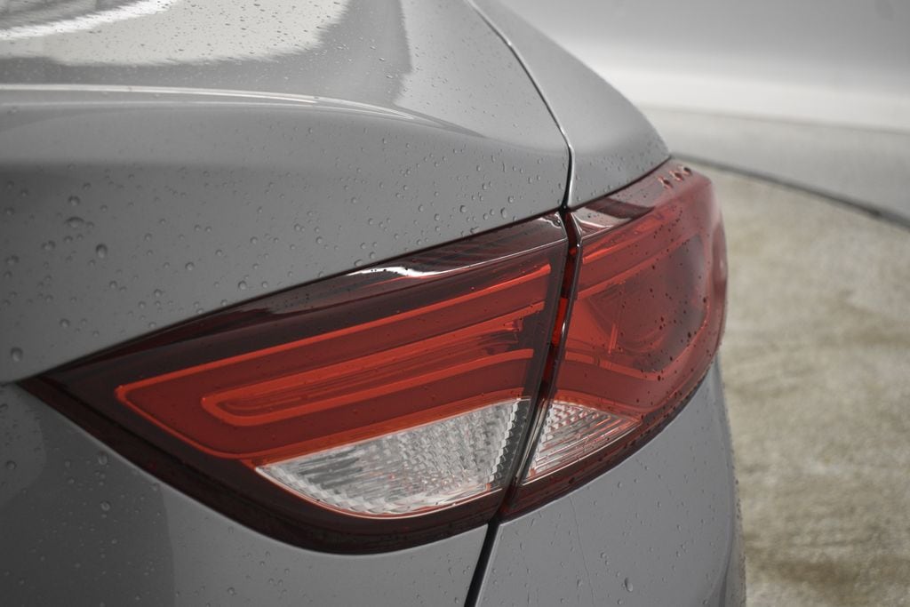 Thumbnail: 2015 Chrysler 200 - 6