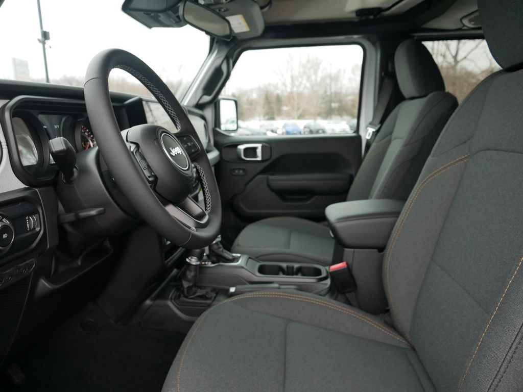 2025 Jeep Wrangler Sport S 29