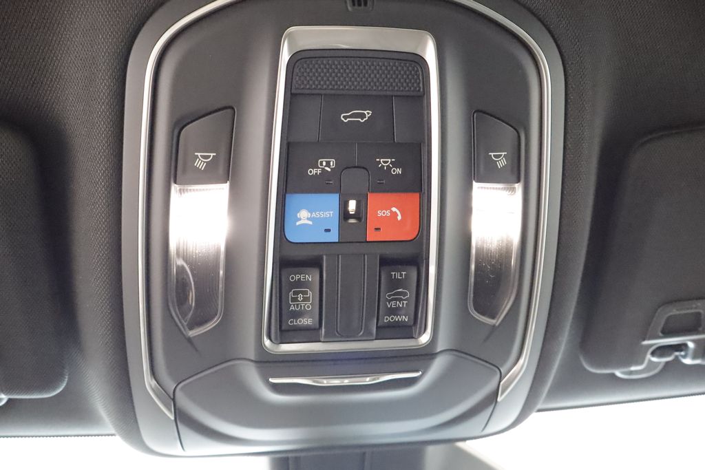 Thumbnail: 2026 Jeep Grand Cherokee L - 26