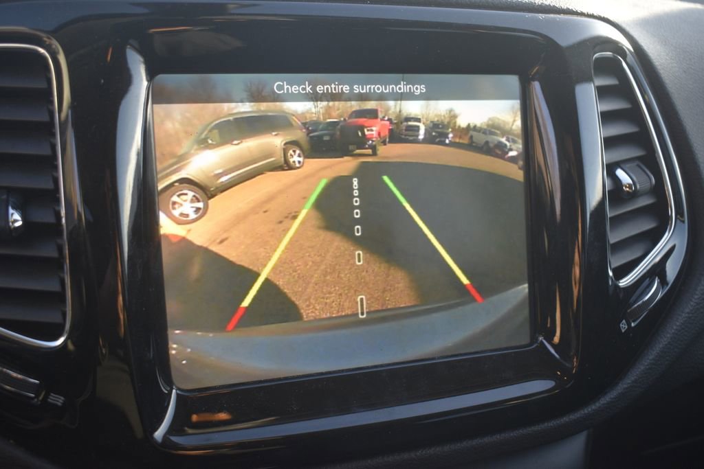 Thumbnail: 2018 Jeep Compass - 13