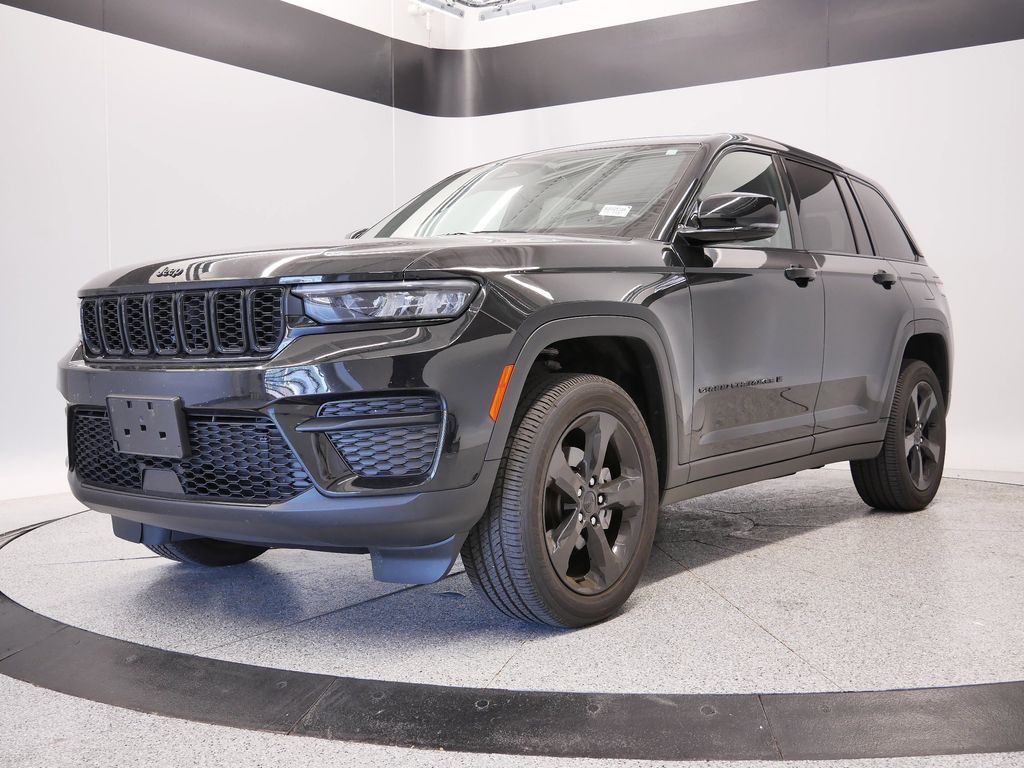 Thumbnail: 2023 Jeep Grand Cherokee - 19