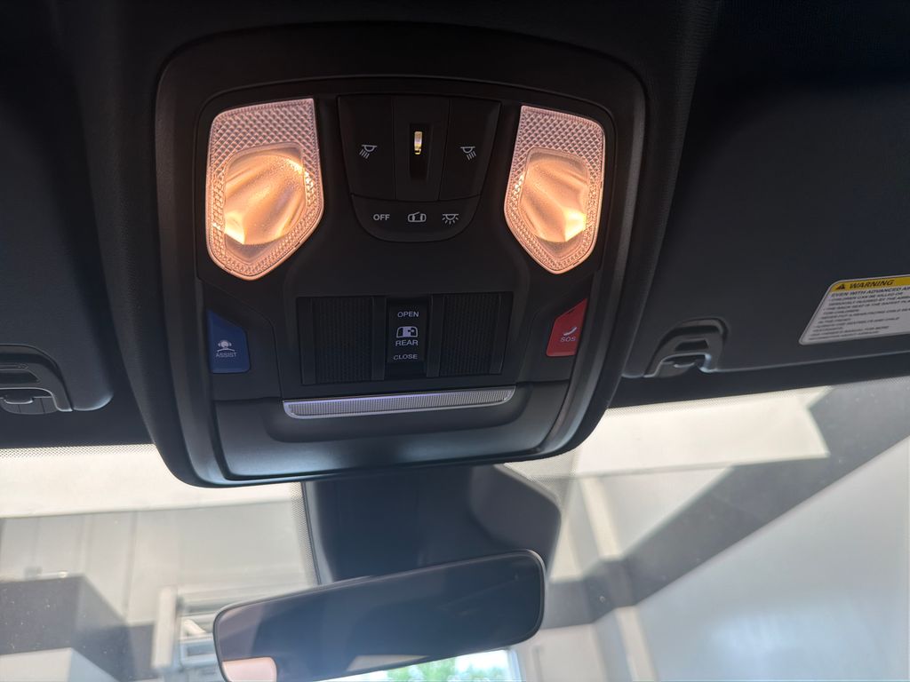 Thumbnail: 2026 RAM 1500 - 28