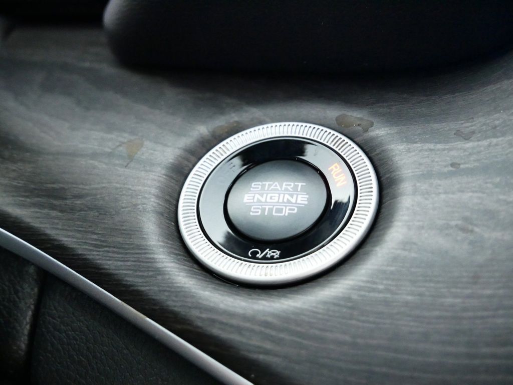 Thumbnail: 2025 Jeep Grand Cherokee - 51