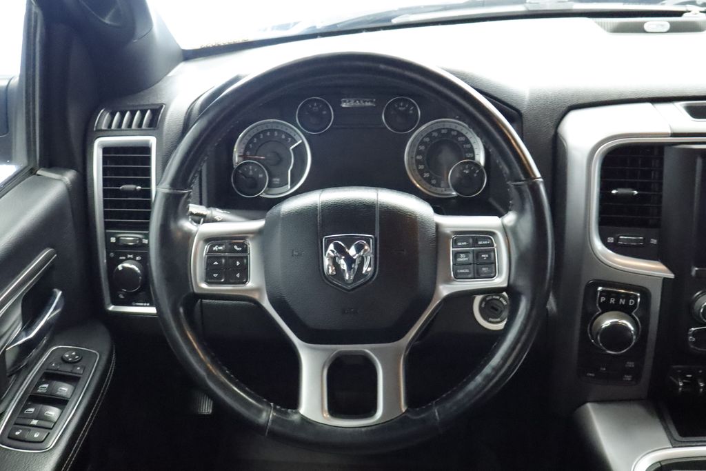 Thumbnail: 2021 RAM 1500 Classic - 21