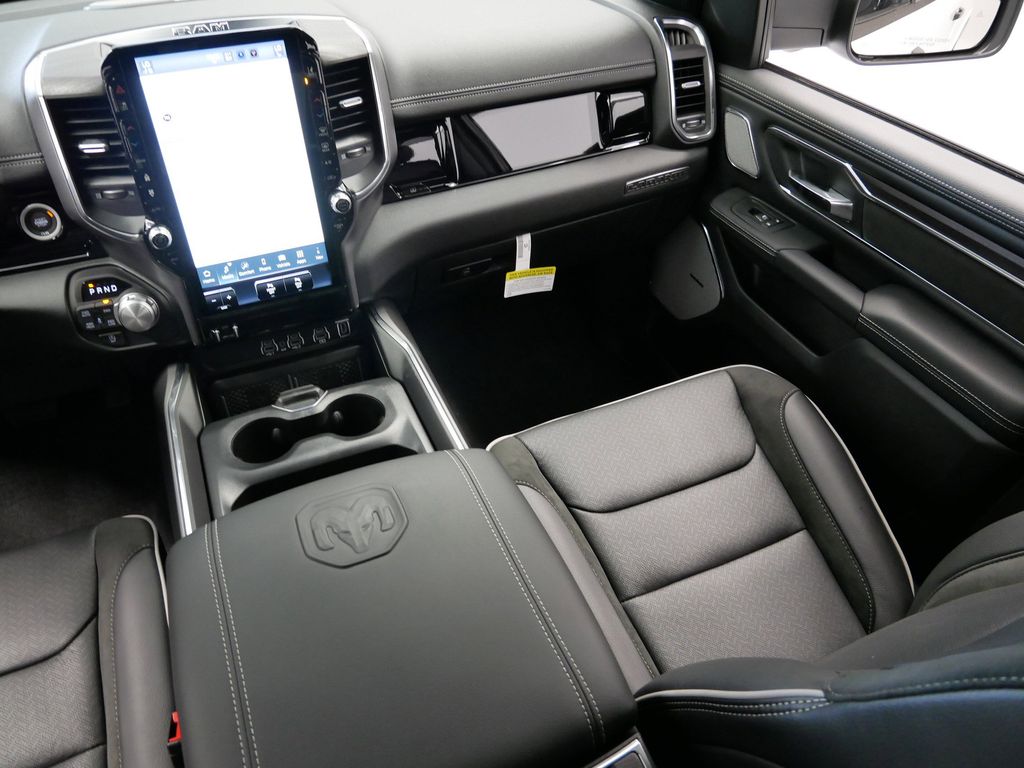 Thumbnail: 2026 RAM 1500 - 19