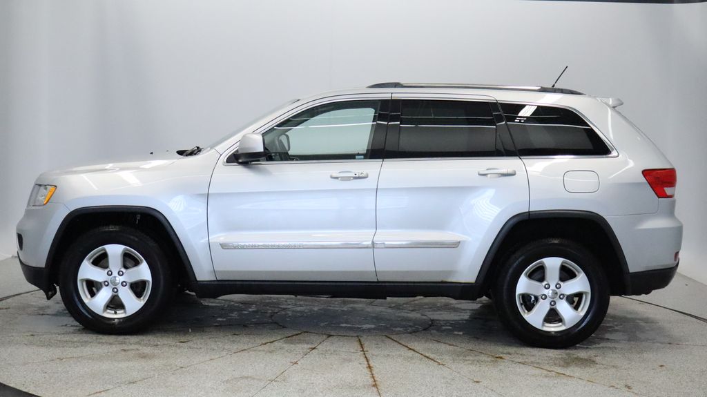 Thumbnail: 2012 Jeep Grand Cherokee - 2