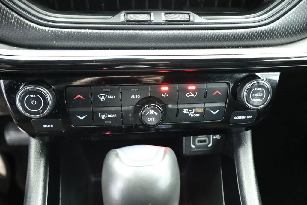 Thumbnail: 2023 Jeep Compass - 44