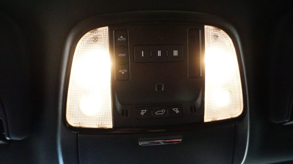 Thumbnail: 2022 Dodge Durango - 42