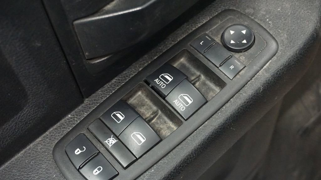 Thumbnail: 2015 RAM 1500 - 23