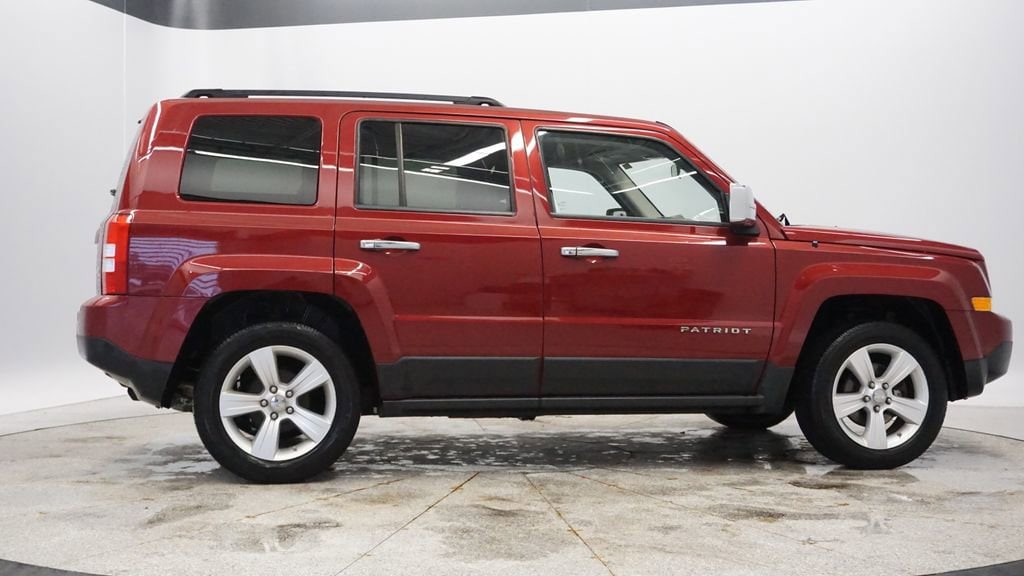 Thumbnail: 2012 Jeep Patriot - 7