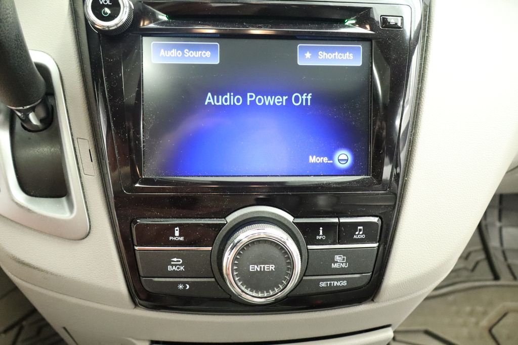 Thumbnail: 2015 Honda Odyssey - 34