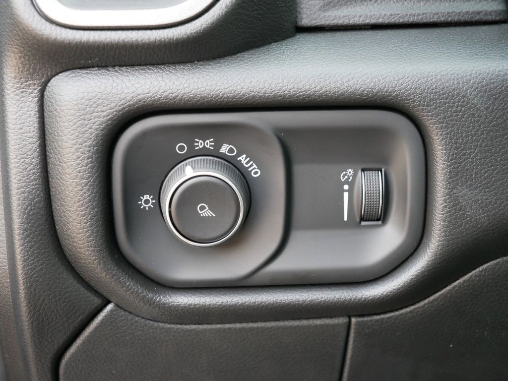 Thumbnail: 2024 RAM 3500 - 33