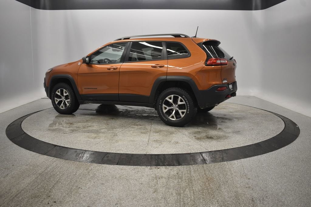 Thumbnail: 2016 Jeep Cherokee - 4
