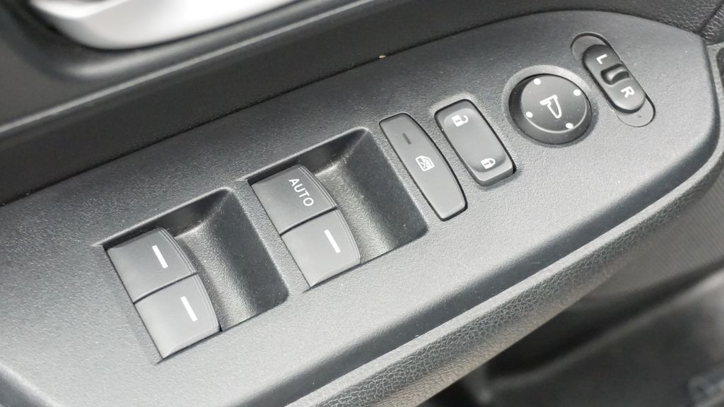 Thumbnail: 2020 Honda CR-V - 26