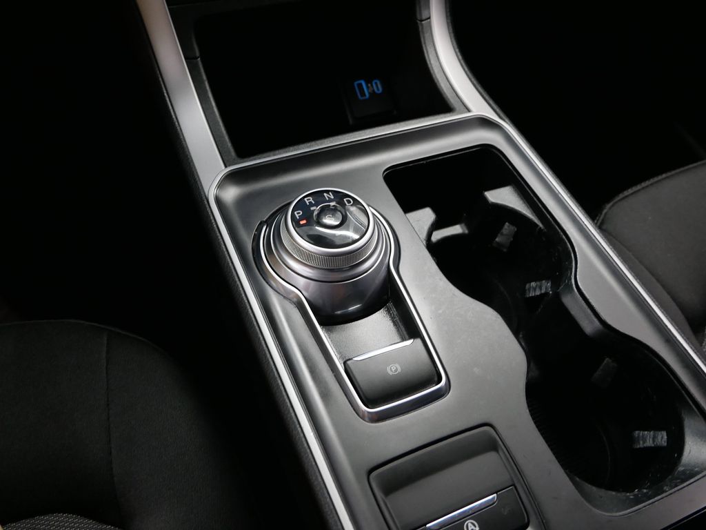 Thumbnail: 2022 Ford Edge - 41