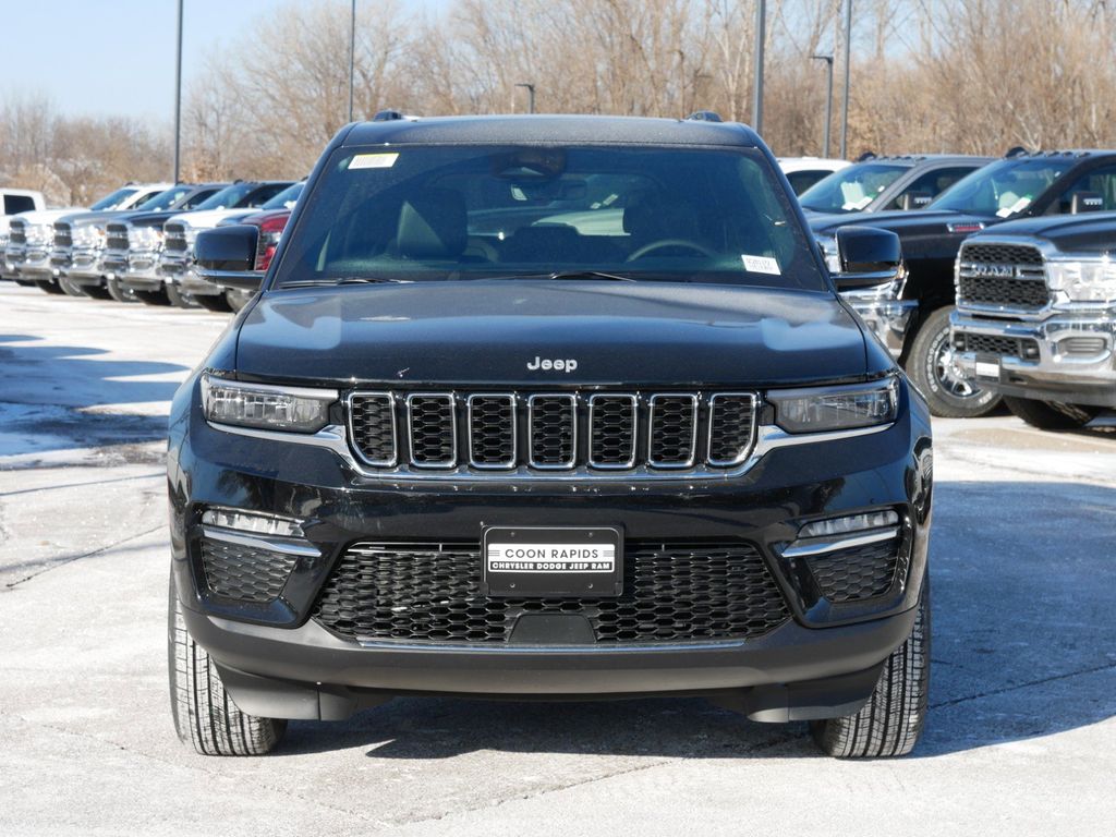 Thumbnail: 2025 Jeep Grand Cherokee - 4