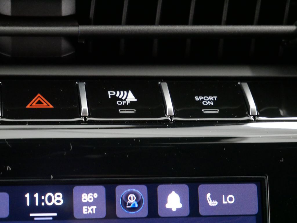 Thumbnail: 2025 Jeep Grand Cherokee L - 42