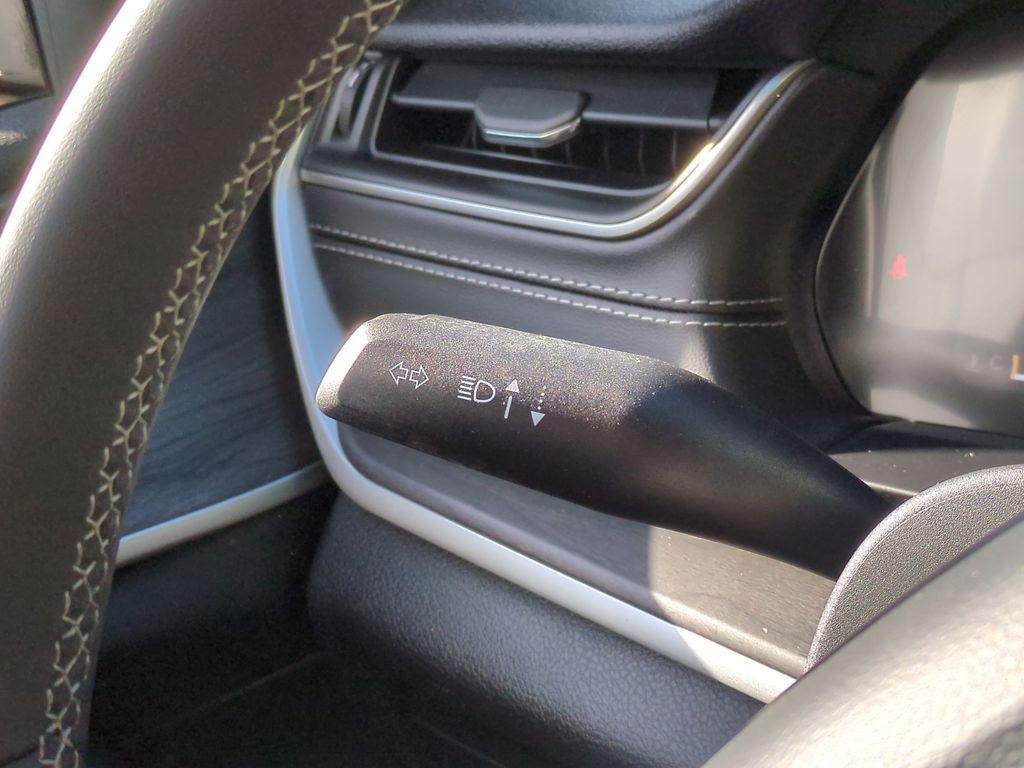 Thumbnail: 2024 Jeep Grand Cherokee - 28