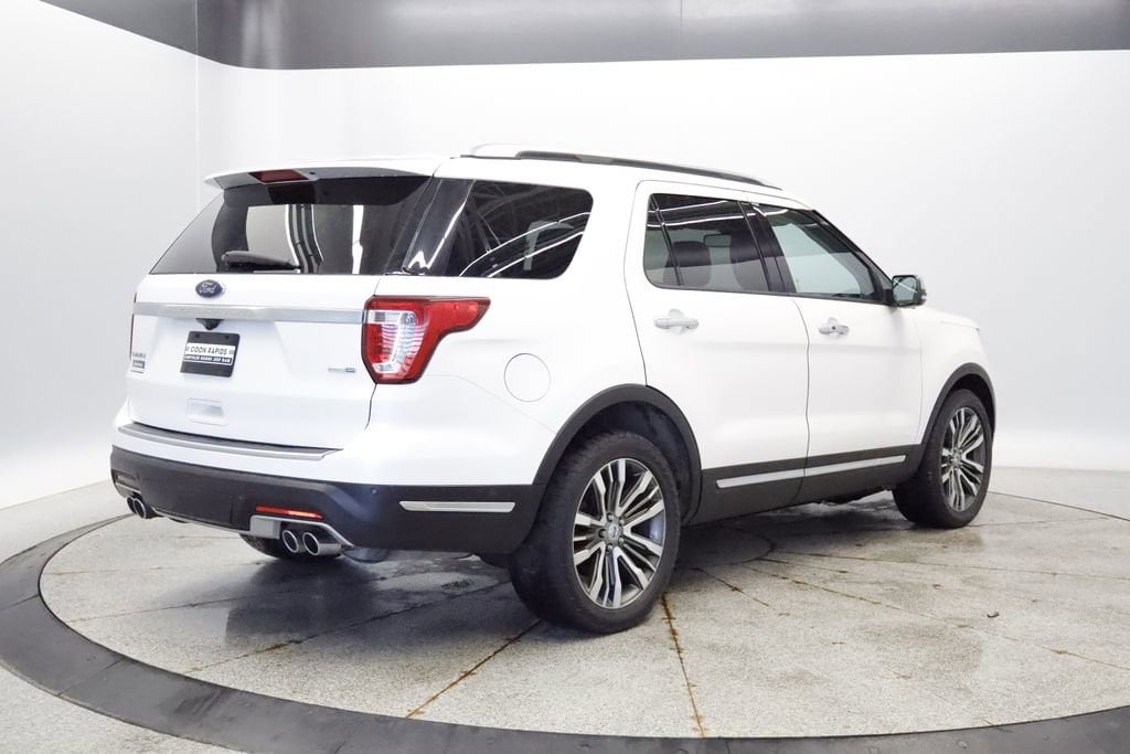 Thumbnail: 2019 Ford Explorer - 6