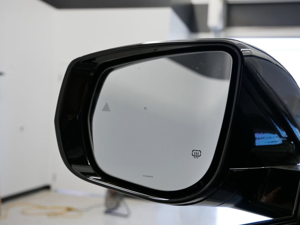 Thumbnail: 2025 Jeep Grand Cherokee - 31