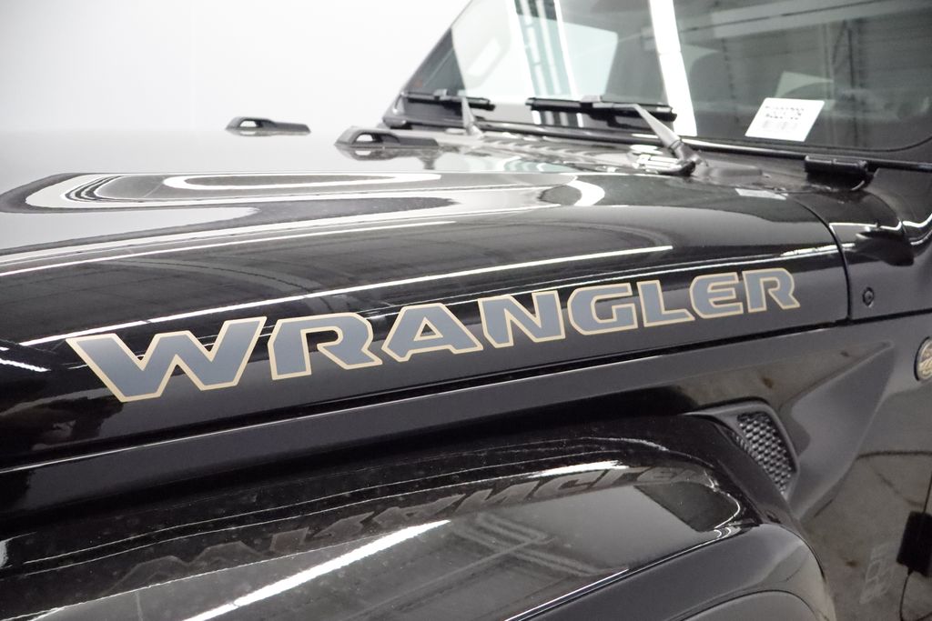 Thumbnail: 2026 Jeep Wrangler - 4