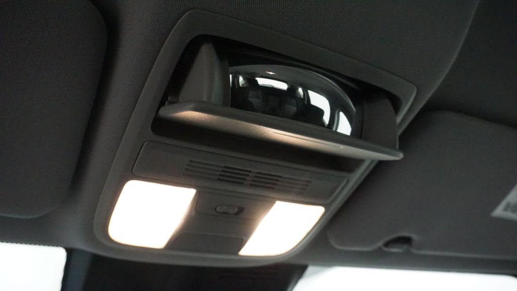 Thumbnail: 2020 Honda CR-V - 35