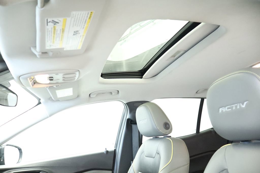 Thumbnail: 2024 Chevrolet Trax - 47