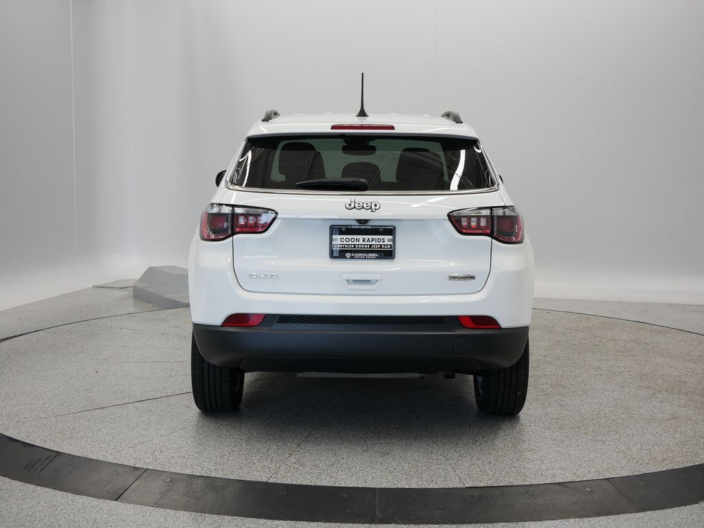 Thumbnail: 2022 Jeep Compass - 45