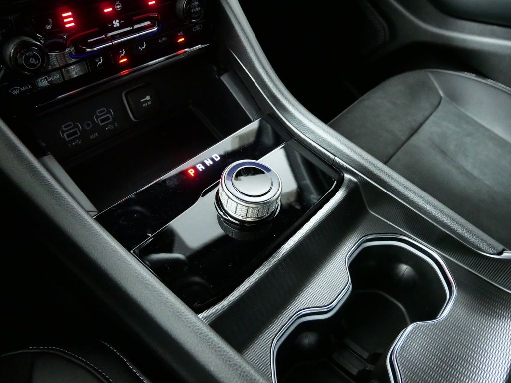 Thumbnail: 2024 Jeep Grand Cherokee - 47
