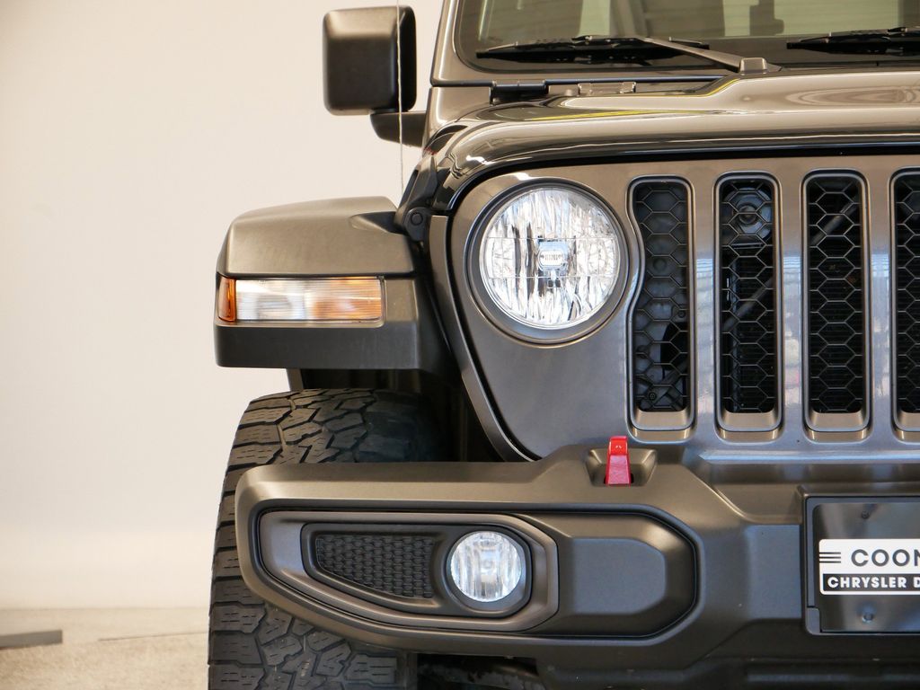 Thumbnail: 2022 Jeep Gladiator - 47
