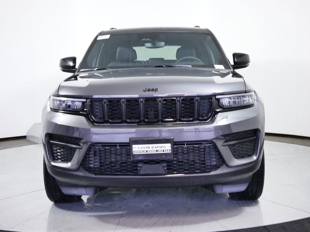 Thumbnail: 2024 Jeep Grand Cherokee - 4