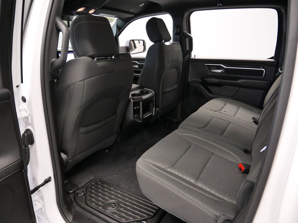 Thumbnail: 2026 RAM 1500 - 7