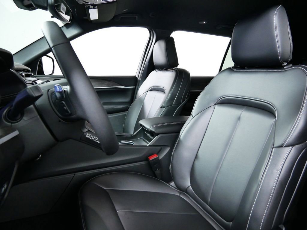 Thumbnail: 2025 Jeep Grand Cherokee L - 31