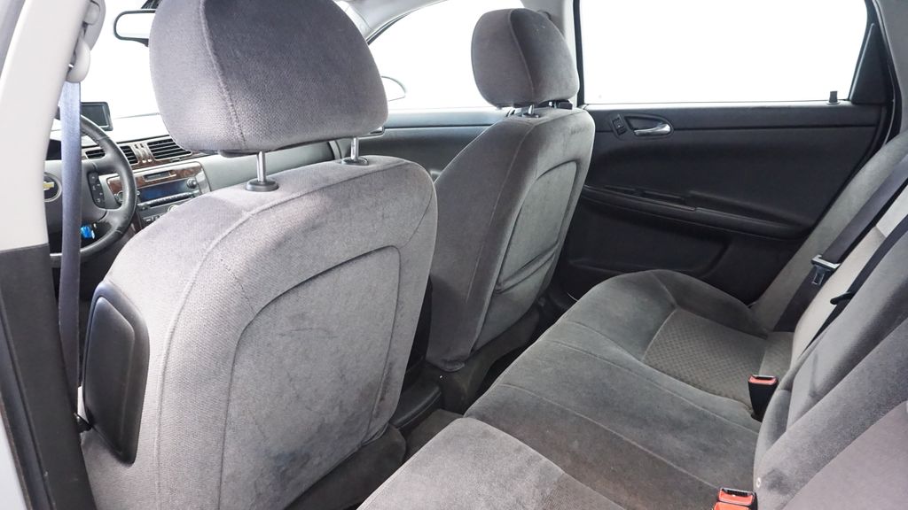 Thumbnail: 2013 Chevrolet Impala - 24