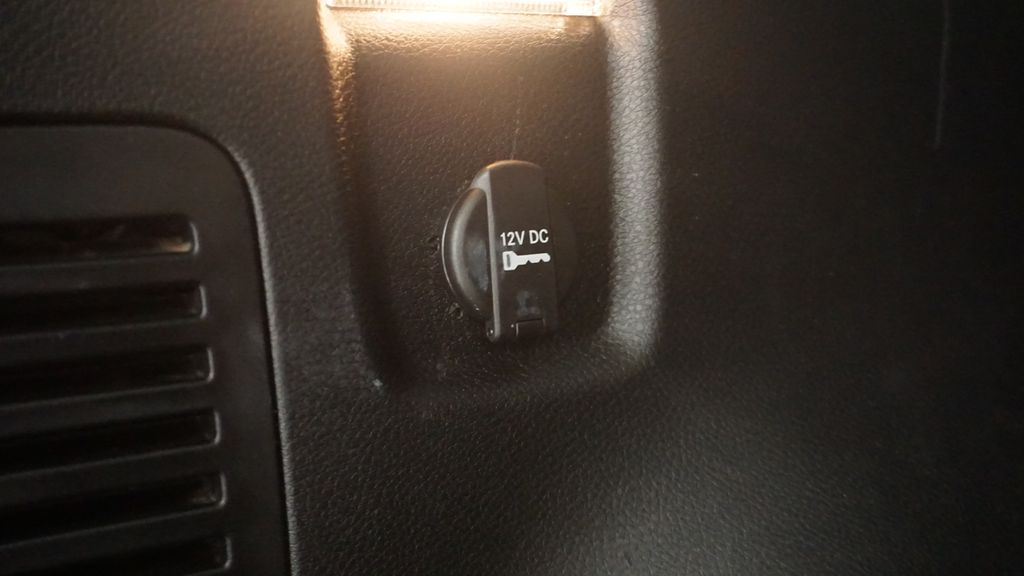 Thumbnail: 2016 Jeep Renegade - 26