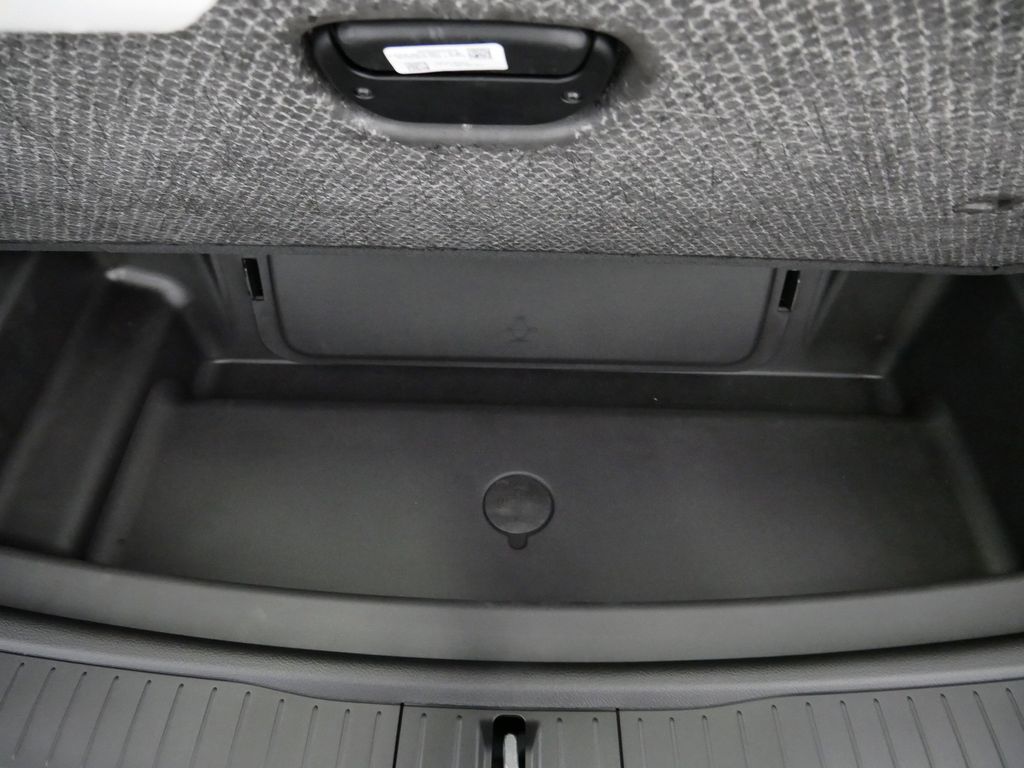 Thumbnail: 2025 Jeep Grand Cherokee L - 14