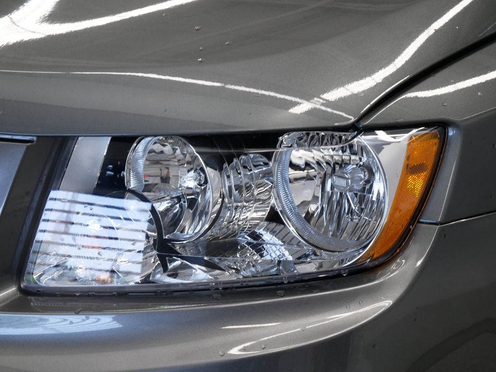 Thumbnail: 2011 Jeep Compass - 13